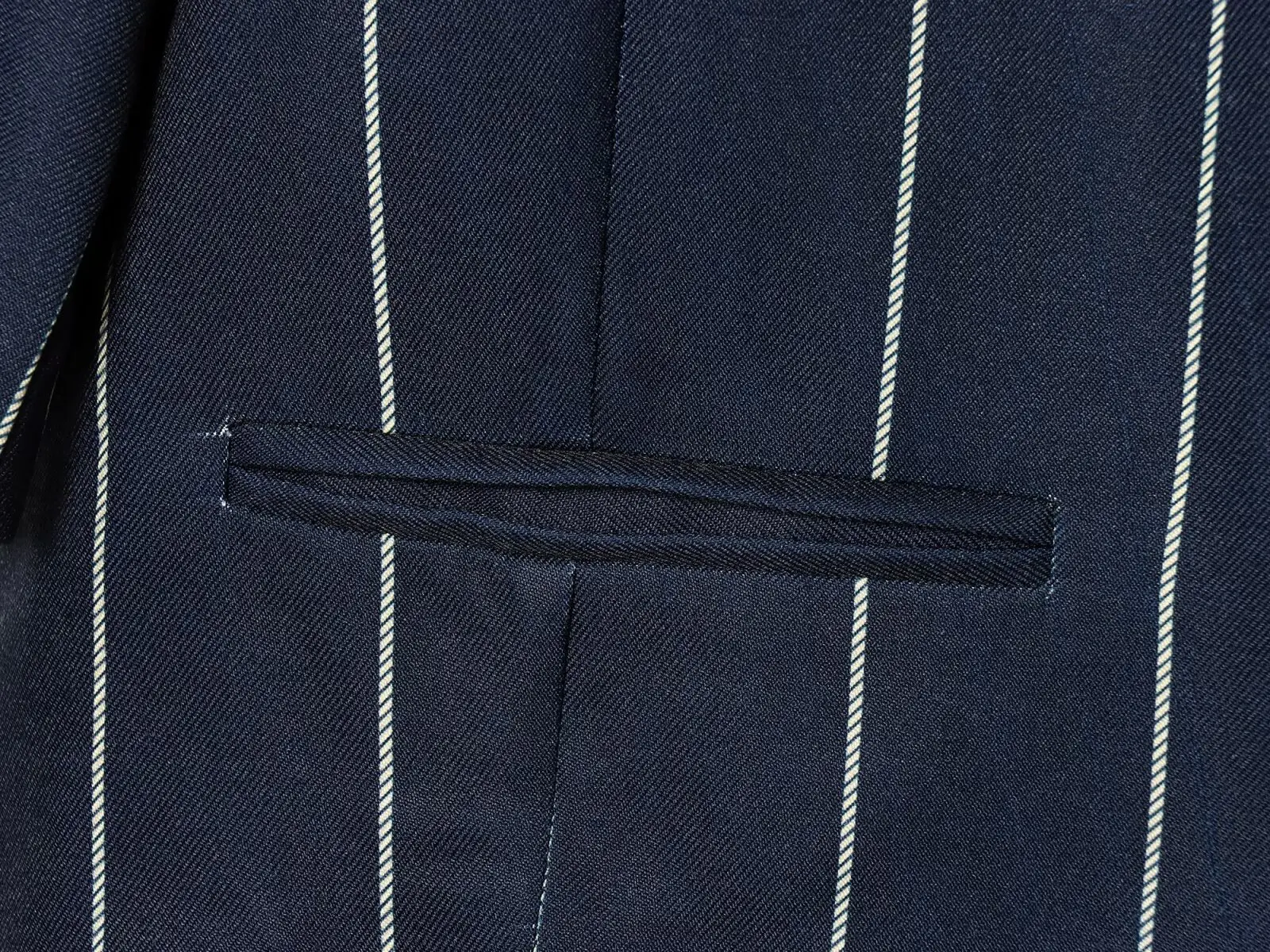 KONDALA Elegantes Pendler-Set für Damen: Gestreifter Kurzarm-Blazer und Plissierte Hose im High-Street-Stil – Sommer 2026 Trendiges Hosen-Set – Detail 13