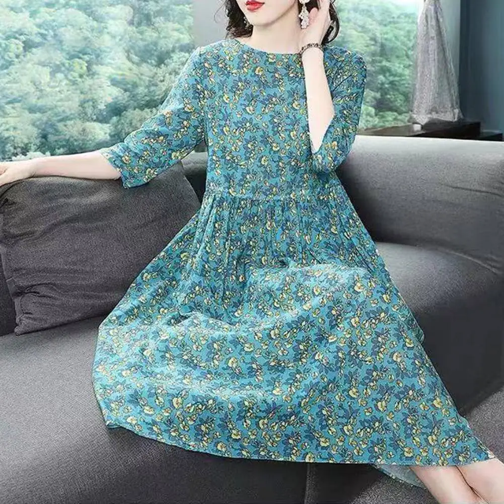 

Printed dresses for women have a simple look that exudes elegance and style.