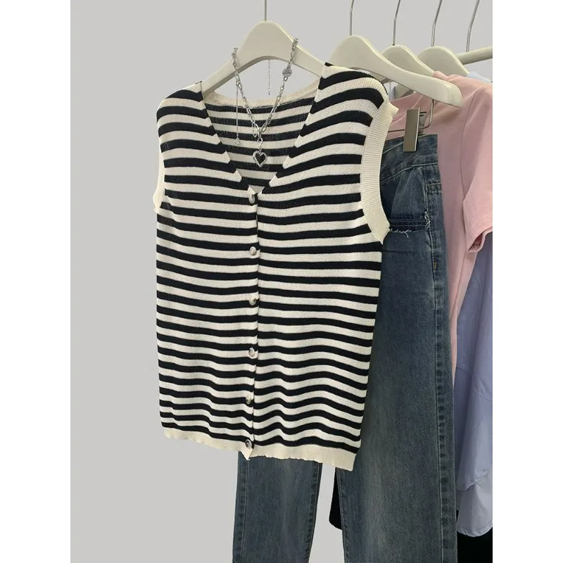 Commuter V-neck Striped Knitted Ulzzang Cardigan Women's Summer 2024 New Chic Casual Outer Wear Sleeveless Loose Top