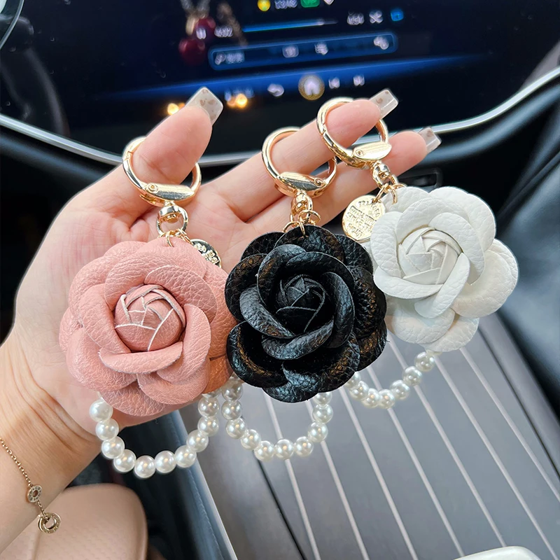 Fashion Xiaoxiangshan Camellia Pearl Chain Car Keychain Charm Flower Accessories Bag Pendant Small Gift