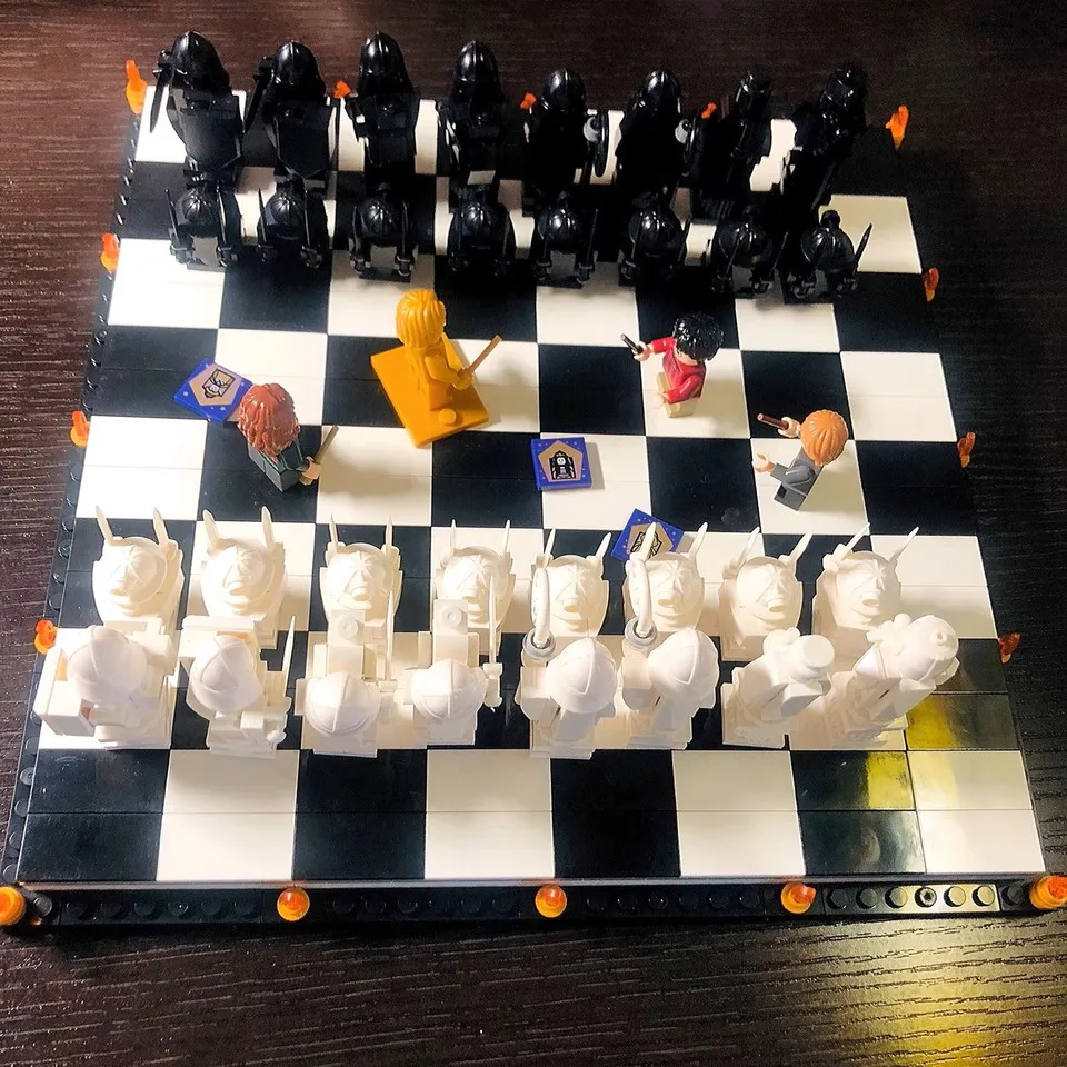 876pcs Chess series, creative chessboard building block toys, educational toys, gifts for friends view 2