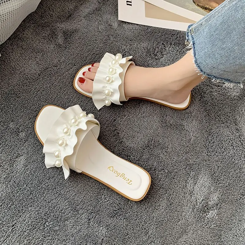 House Leather Shoes Women's Slippers and Ladies Sandals Summer 2024 Bedroom Open Toe Flat Slides Home Top Designs Clappers Trend