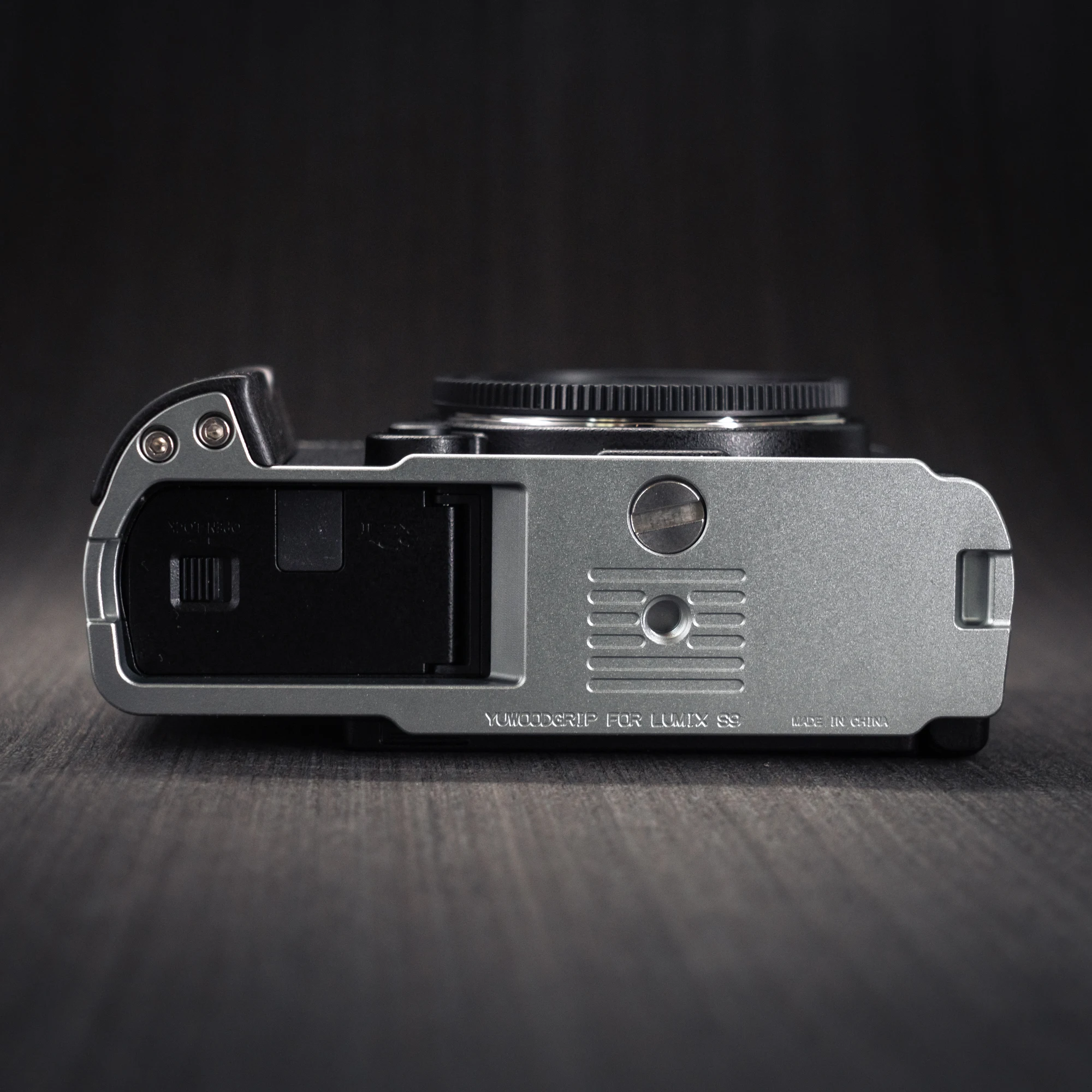 حامل L قبضة اليد الخشبية لكاميرا باناسونيك لوميكس S9 مع حامل لوحة L سريع التحرير خفيف للغاية مع قاعدة من السبائك #3