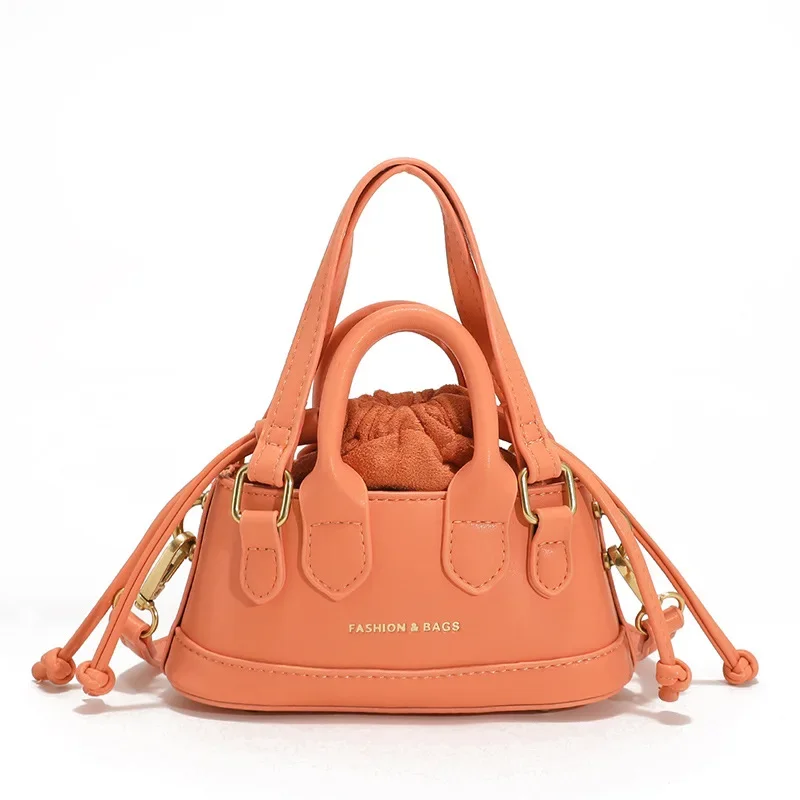 2022 nuova borsa da donna borsa estiva carina mini borsa a conchiglia tendenza moda retrò messenger borsa da donna con una spalla borsa per rossetto