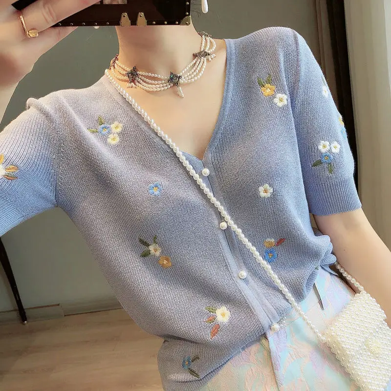 Elegant Fashion Harajuku Slim Fit Female Clothes Loose Casual All Match Knitwear V Neck Insert Thin Style Short Sleeve T-shirts