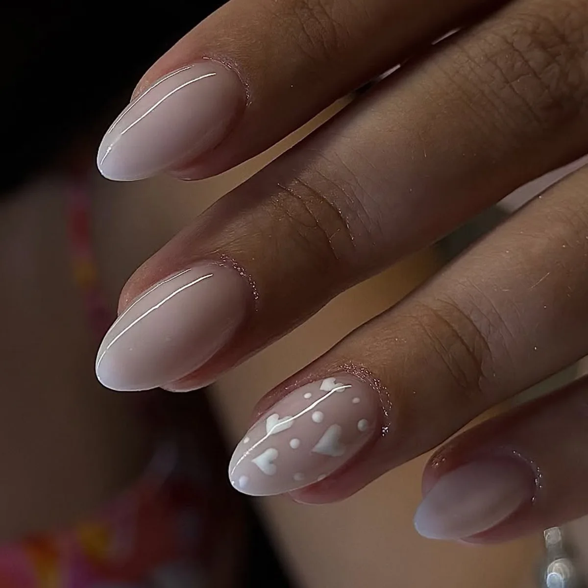 24 قطعة مجموعة أظافر مستديرة متوسطة الطول اضغط على قلب فرنسي وردي قابل لإعادة الاستخدام غطاء كامل أظافر صناعية نصائح مسحوق لامع متدرج أظافر وهمية #4