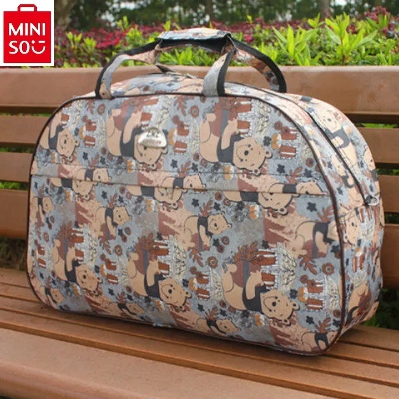 Miniso disney cartoon winnie bear bolsa de viagem grande capacidade armazenamento fitness doce e versátil estudante casal bolsa de ombro