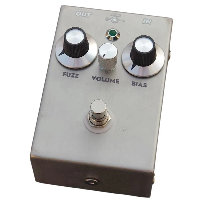 

Germanium/Silicon Fuzz Face Clone - Swappable Transistor Guitar Effects Pedal (Jimi-Style Analog Circuit)