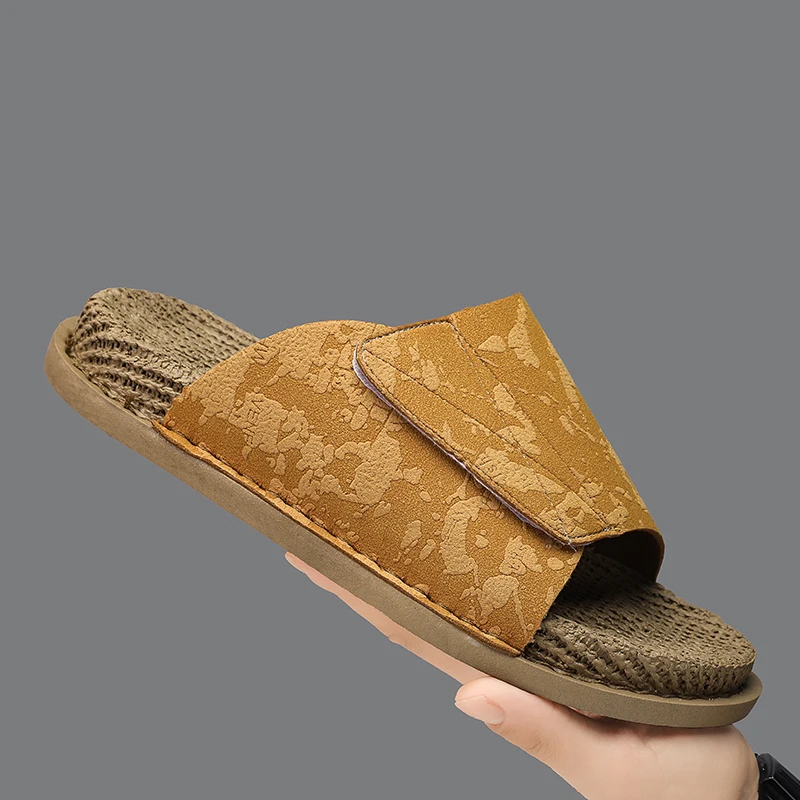 Fashion Men Casual New Summer Solid Colour Sandals Slippers Shoes Lightweight Fashion Anti Slip Sneakers Indoor Slipper Footwear