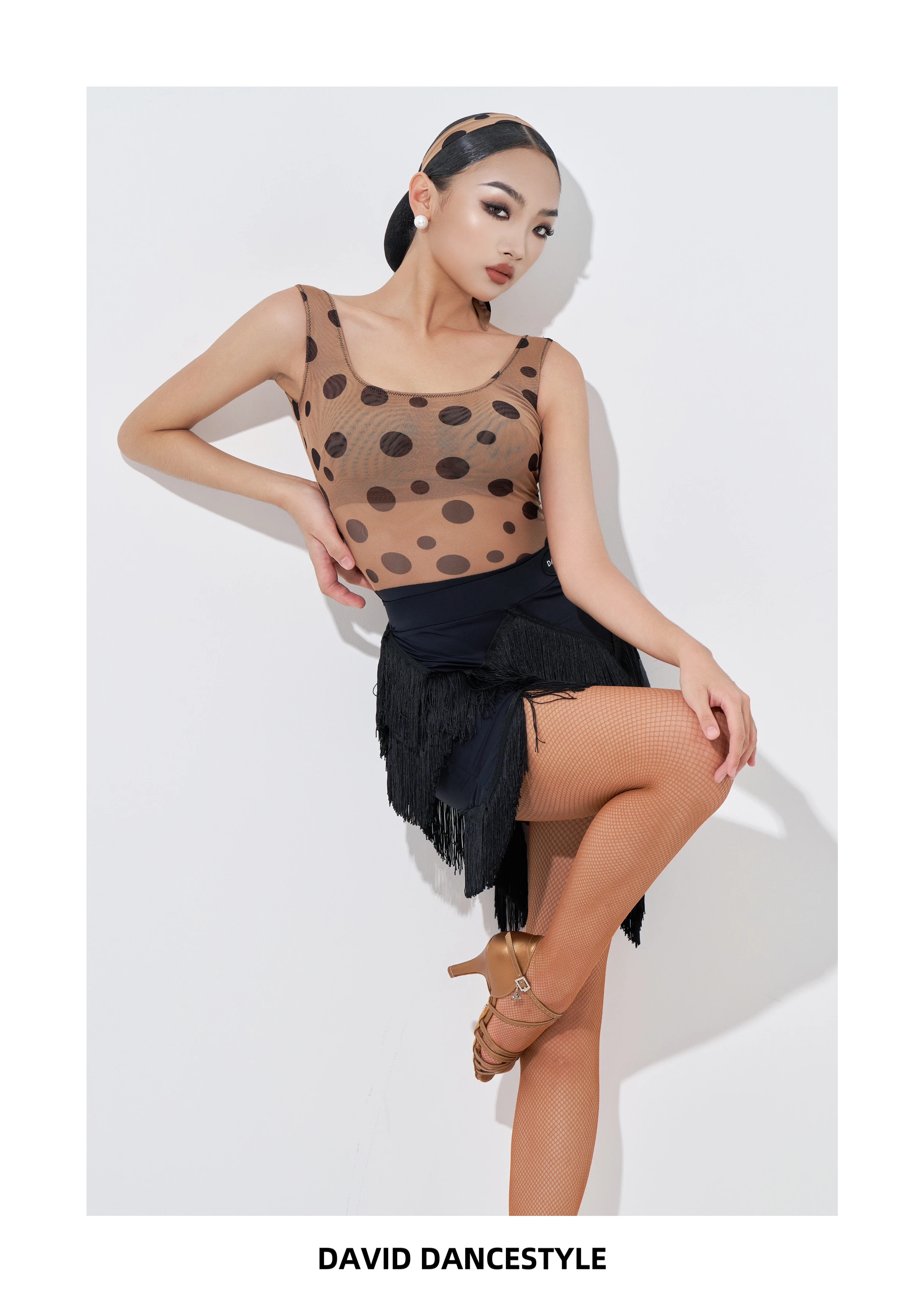 

UK Latin Dance Dress Stylish Two Piece Set for Adults Spaghetti Top Polka Dot Mesh with Fringe Skirt