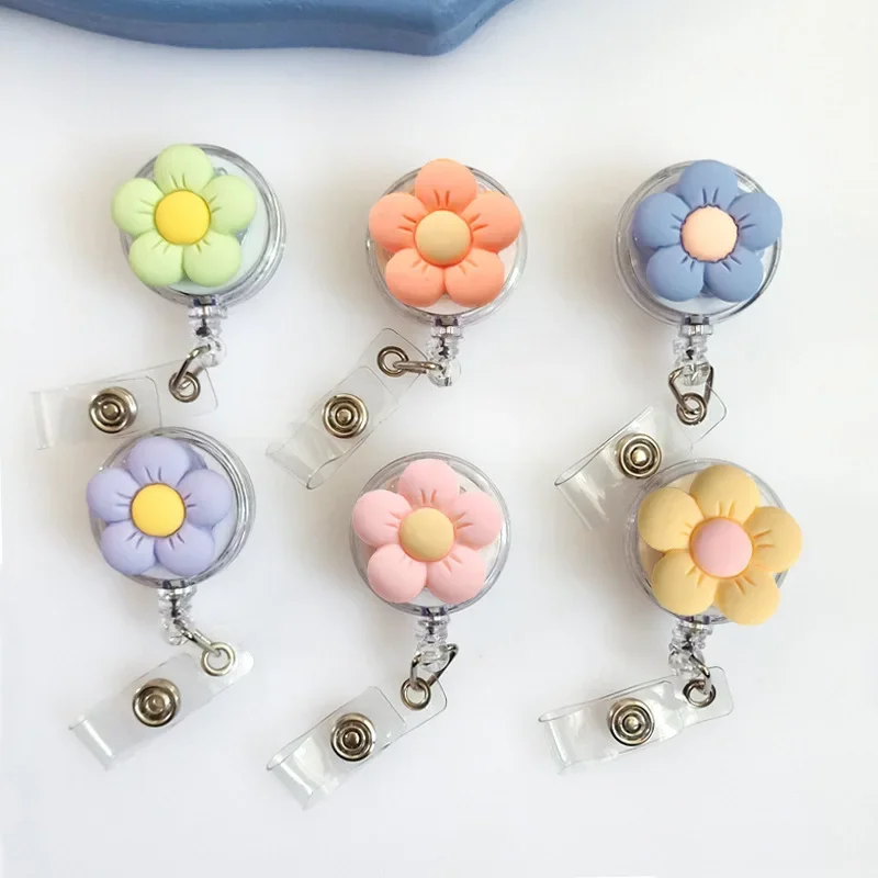 2023 New Design 1 Piece High Quality Resin Retractable Nurse Badge Reel Pretty Flowers ID Card Holder Keychains Lanyard for Keys