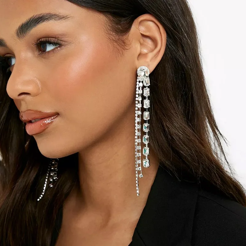 

Fashion Long Tassel Rhinestone Earrings for Women Girl Exquisite Wedding Crystal Dangle Earrings Party Jewelry Gifts Party Gift