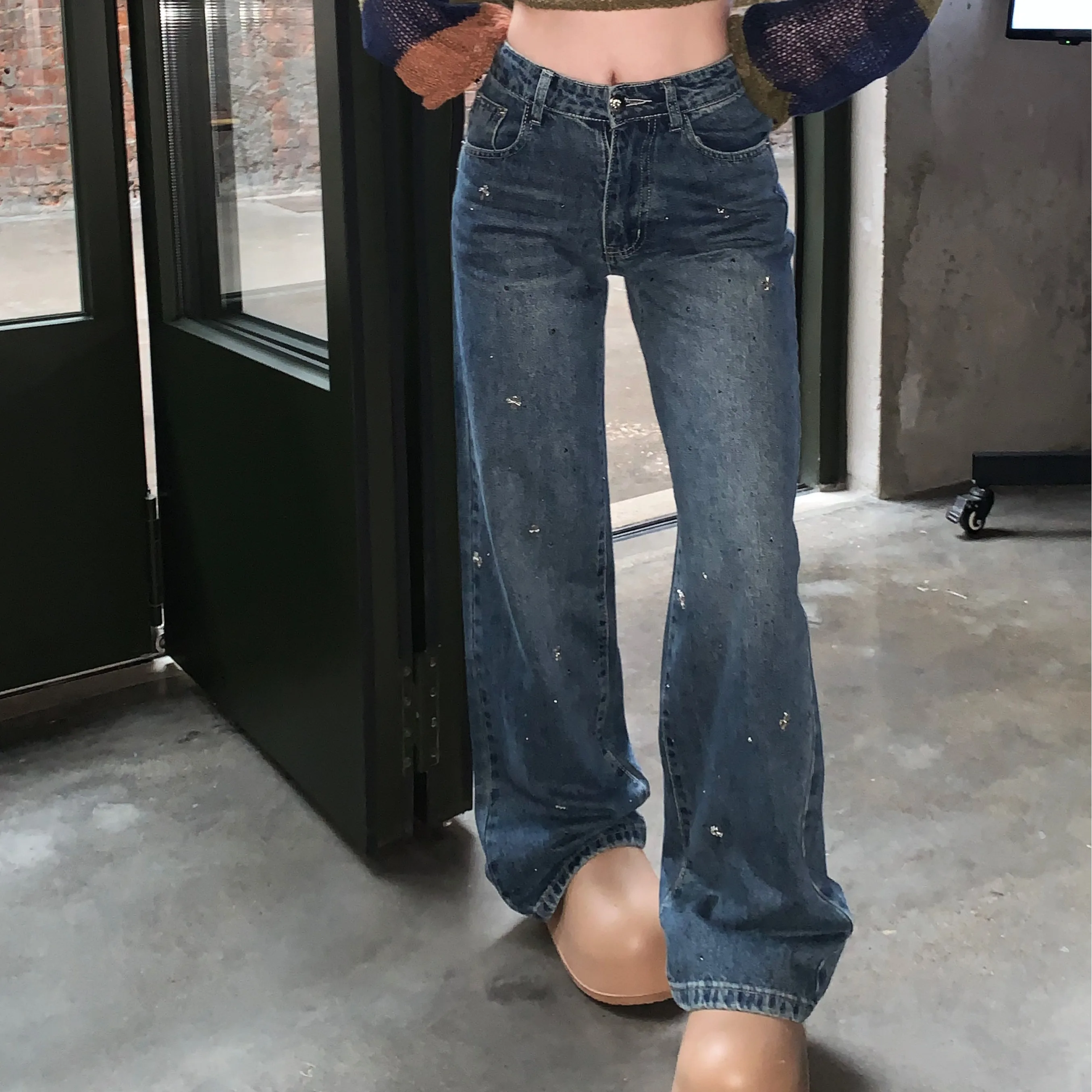 

Ретро-джинсы в гонконгском стиле с высокой талией, прямые, синие, женские, модные, с эффектом похудения, украшенные стразами, осенняя новинка