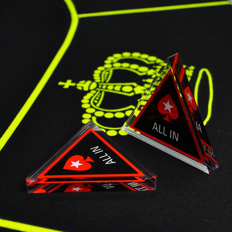 1 sztuka Dwustronny trójkąt ALL IN Akcesoria rozrywkowe Akrylowa prasa do kart