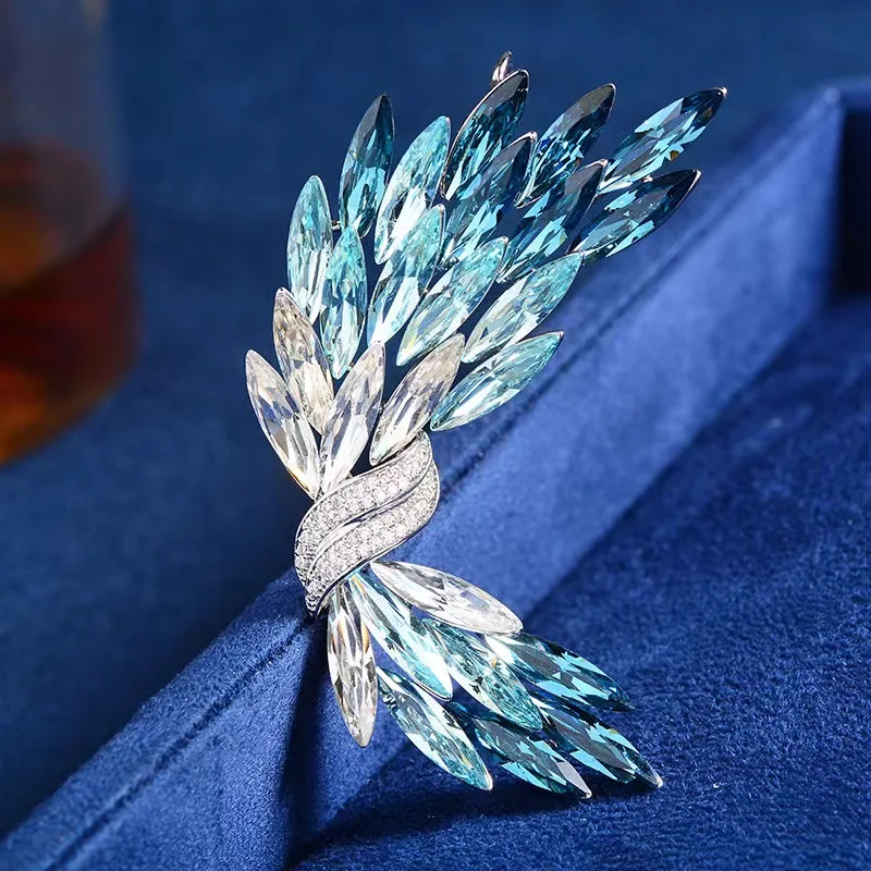 

Wing brooch High-grade female crystal wheat corsage European style luxury elegant coat suit pin