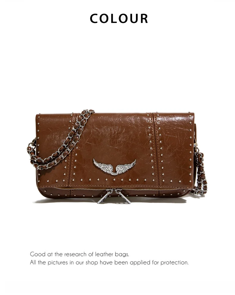 Bolso Bandolera Tipo Sobre Pequeño para Mujer 2026, Bolso de Hombro Casual de Cuero Encerado Negro Suave con Cadena de Remaches Plateados