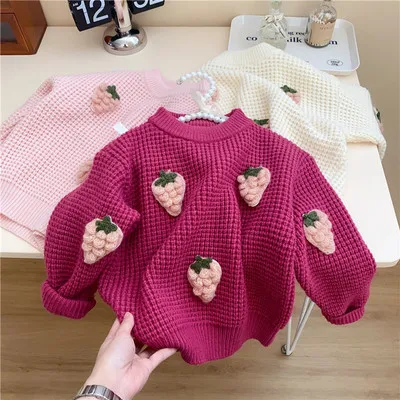 

New Autumn Winter Girls Sweater Strawberry Print Round Neck Knit Sweater Bottoming Shirt for 2-6Y Kids Clothes Warm Sweaters