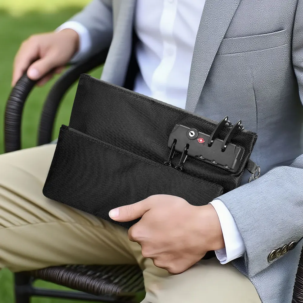 حقيبة إيداع البنك مع قفل، وحقيبة لجوازات السفر، ومستلزمات Notary، وحقيبة نقود قيمة للتخزين الآمن