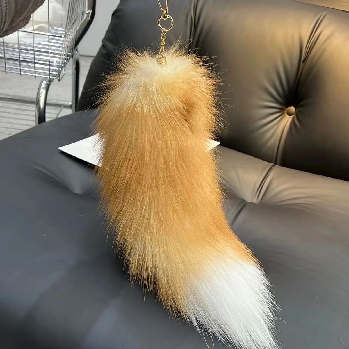 2026  Real Fox Fur Tail Large Long Natural Fur tail Keychain Pendant Cosplay tail Cute Wolf Fox Tail Fur Car Keychains For Women