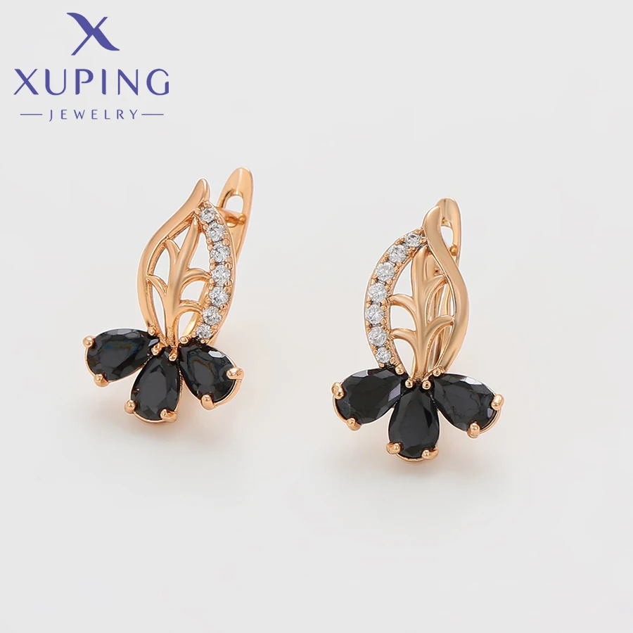 Xuping Jewelry Fashion Leaf Shaped Earring Charm Hoop Earrings for Women of Gold Color Party Birthday Gift S00077792