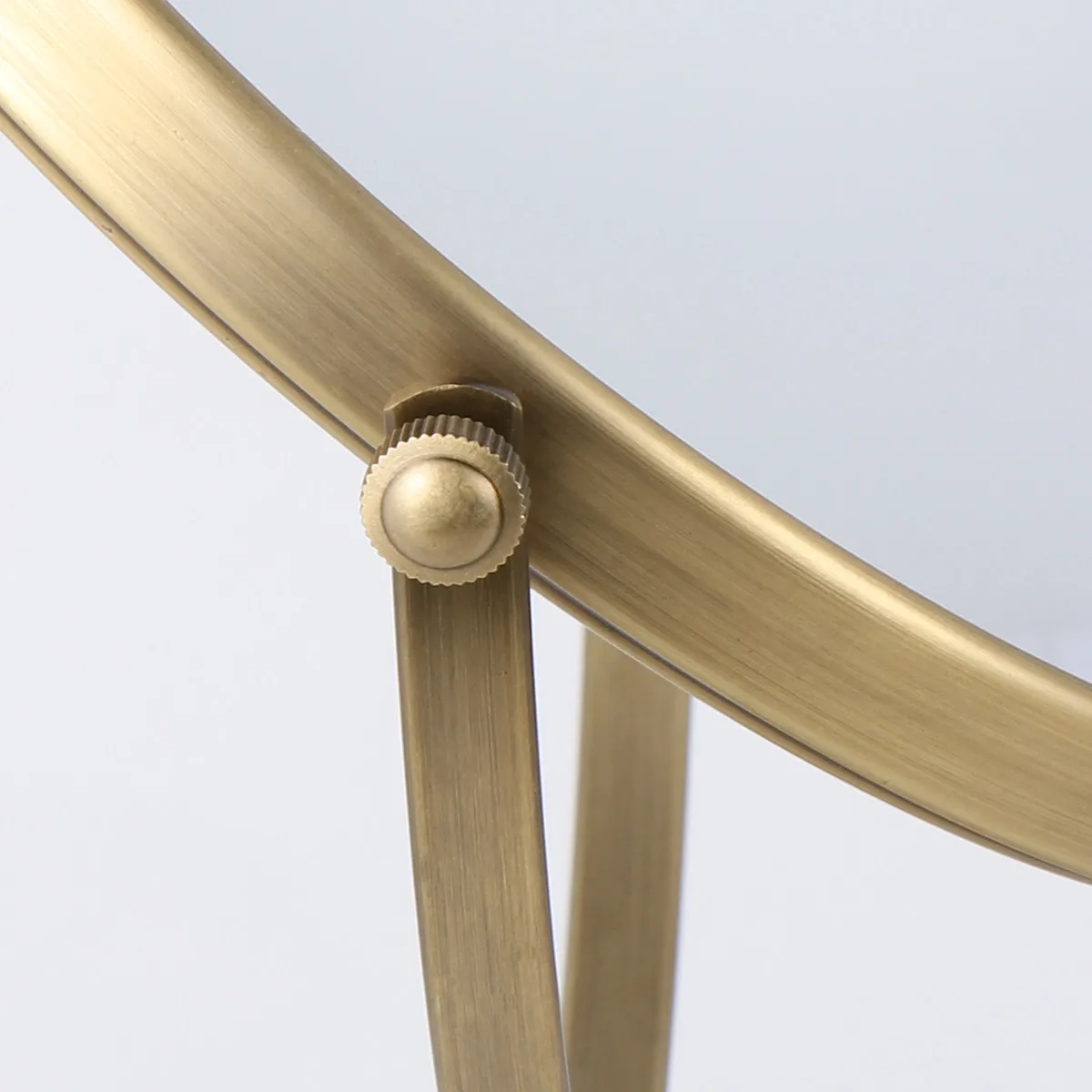 

1 шт. металлическое зеркало для макияжа с двойной рамкой, 6 дюймов, винтажный стиль, настольное косметическое зеркало с 3-кратным увеличением, противоскользящее