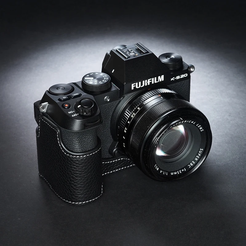 

Сумка ручной работы из натуральной кожи для фотоаппарата Fujifilm XS20