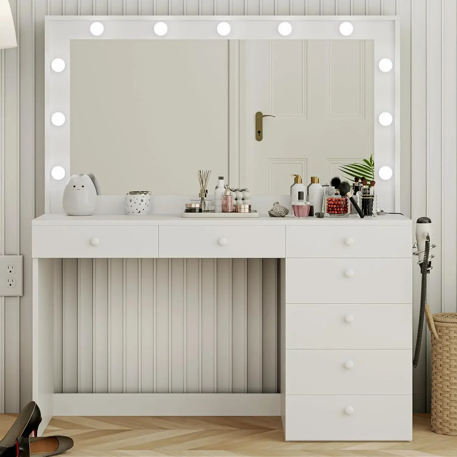 Diana Large Vanity Makeup Desk with Vanity Mirror, Built-in Lights, 7 Drawers,Crystal Ball Knobs,Power Outlet, White Makeup Desk