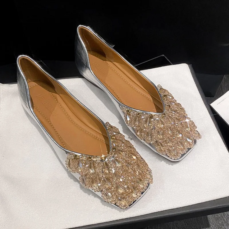 Nuovo 2024 scarpe a punta da donna con strass piatti Classic Ladie Flats Shoes ballerine da donna