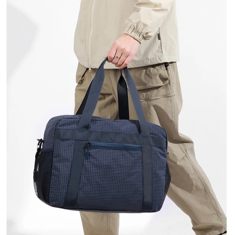 

Легкая полосатая сумка для фитнеса из полиэстера, для отдыха и путешествий, с большой вместимостью, сумка-рюкзак через плечо.