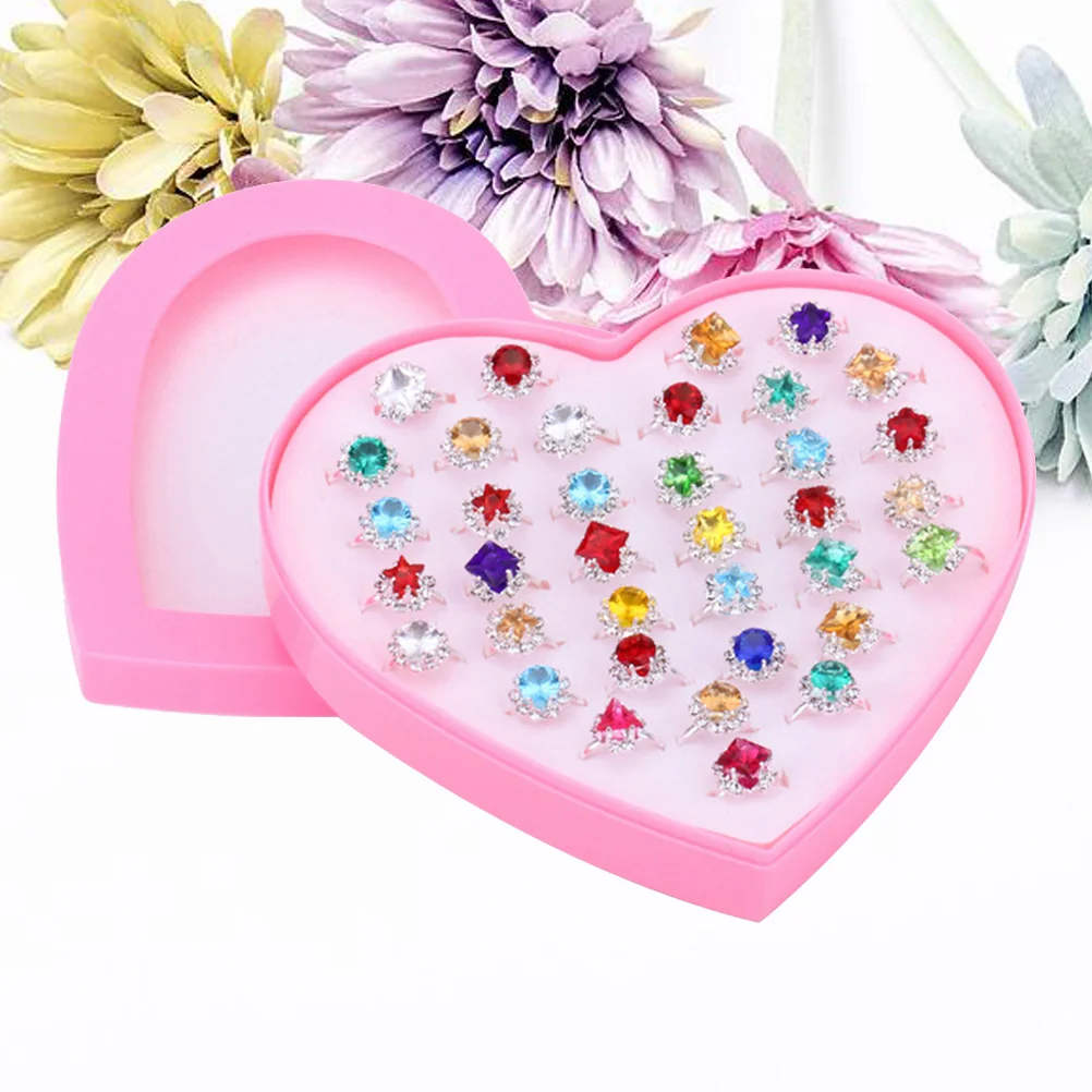 36pcs Crystal Children Rings Sparkle with Heart Shape Display Case for Kids Birthday Party Favors ()