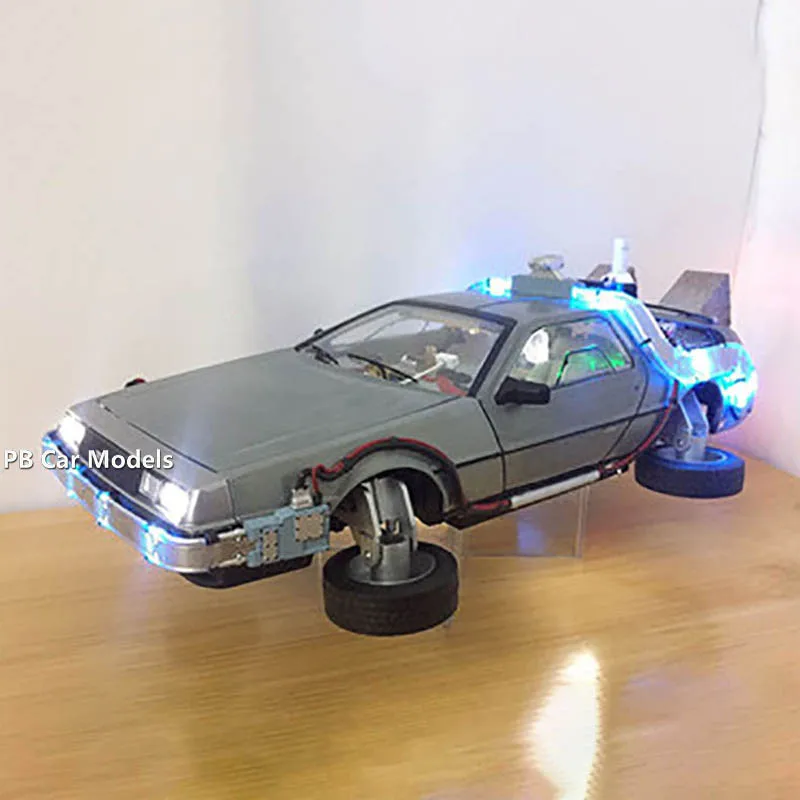 1:18 Fine Edition Movie Back to the Future Collection 2 Gold Simulation Car Model Adult Toys