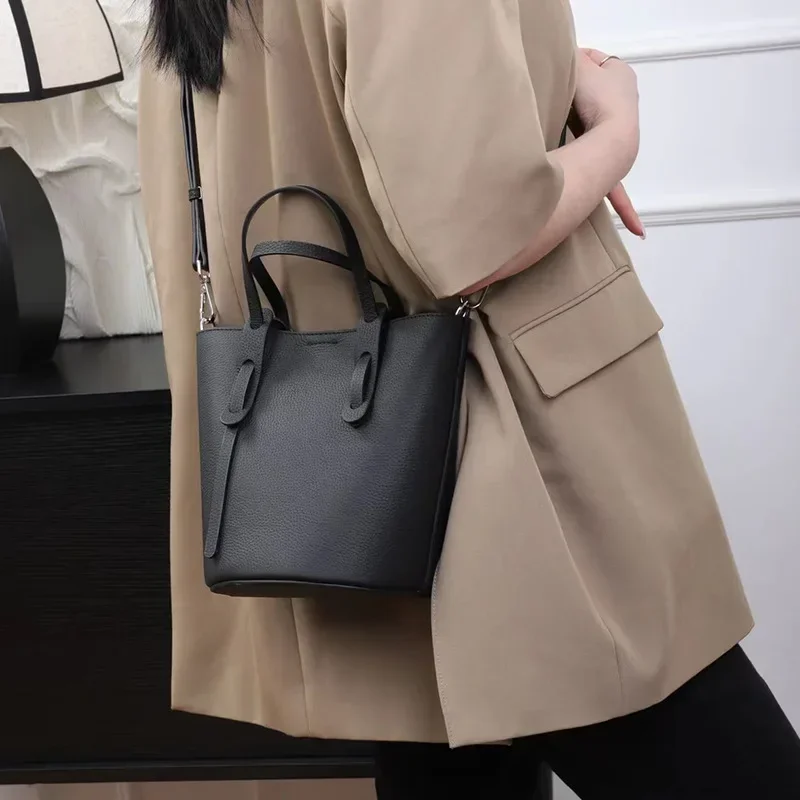 

Genuine Leather Bucket Designer Bag Fashion Head Layer Cowhide Shoulder Crossbody For Women Handbag PYF812
