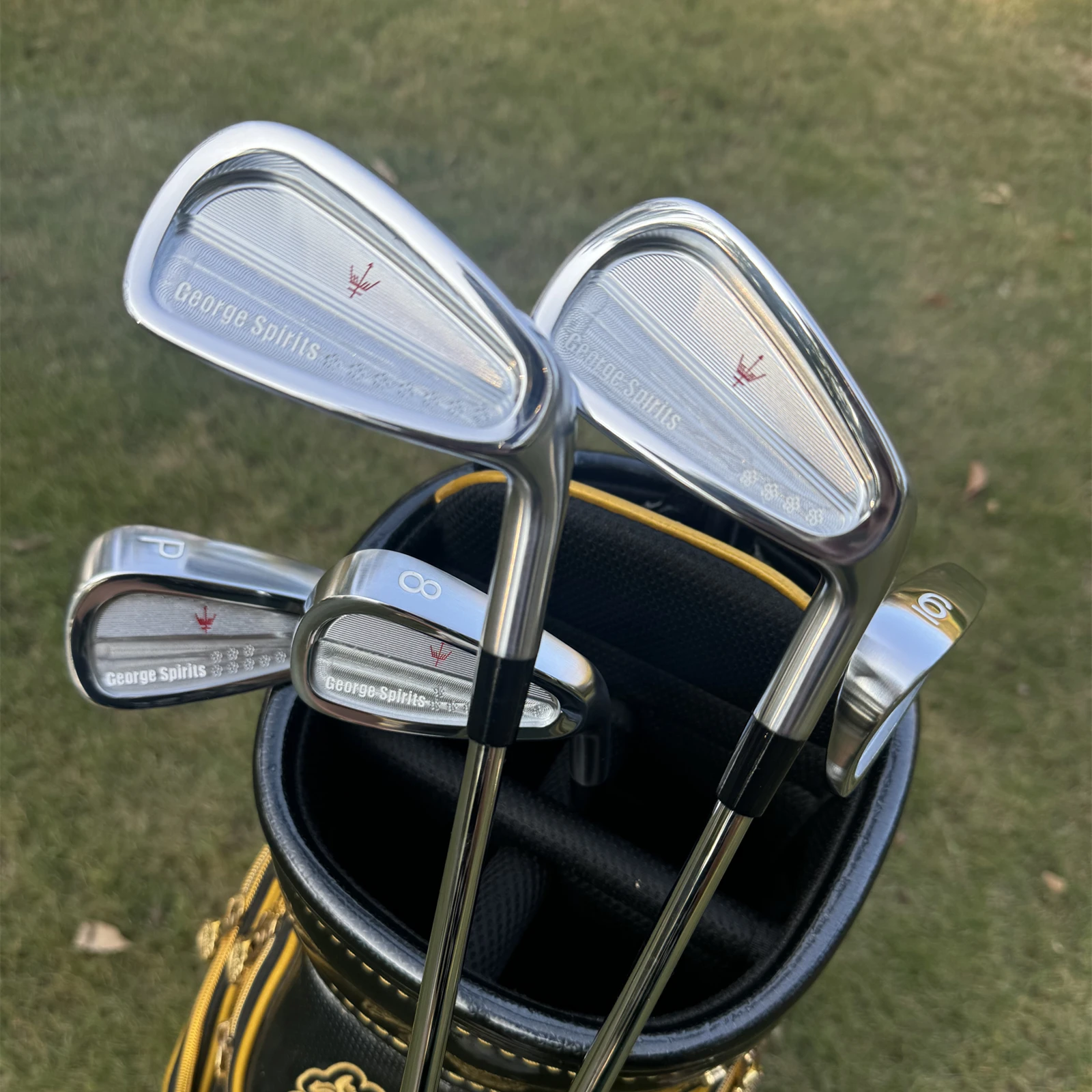 

【Специальное лечение】 Утюги для гольфа George Spirits Кованые набор утюгов (4 5 6 7 8 9 P) со стальным валом 7 шт. Клюшки для гольфа