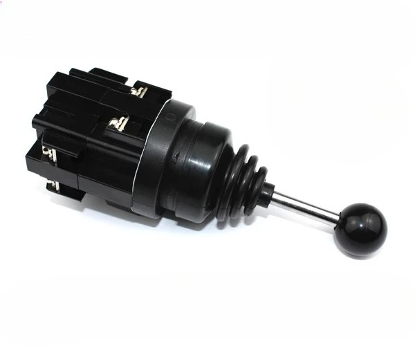 

Tool Parts30mm Cross Switch RML-CS/COS402 Four Way Self Resetting/self-locking 1A Each