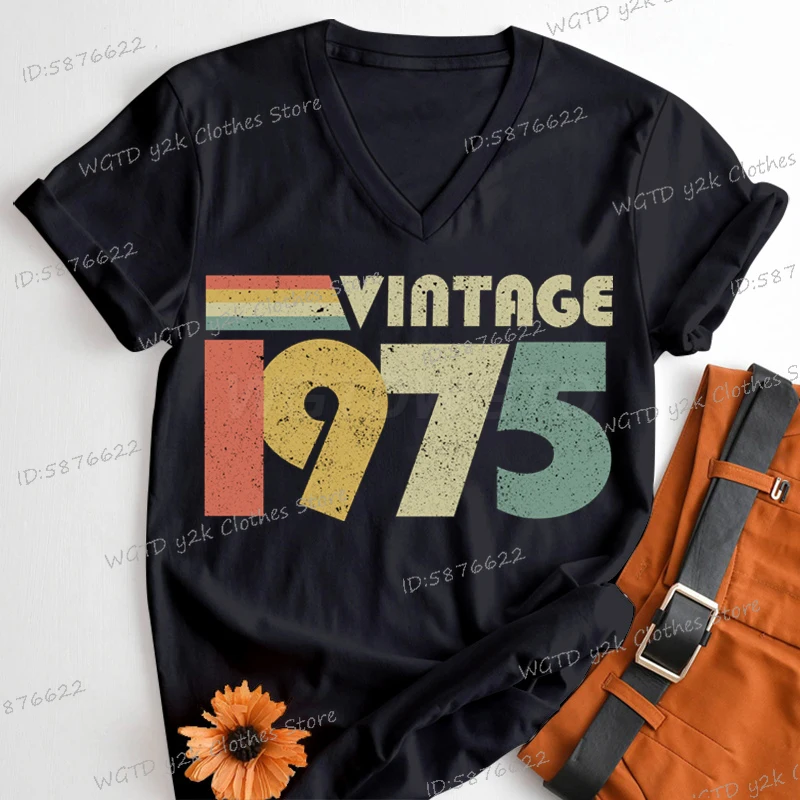 المرأة عيد ميلاد الذكرى تي شيرت خمر 1975 50 عاما من كونها رهيبة تي شيرت هدية قصيرة الأكمام 1970 إلى 1979 الخامس الرقبة التي شيرت