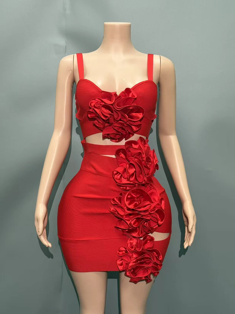 Modphy Rosso Della Cinghia di Spaghetti Delle Donne Mini Vestito Dalla Fasciatura Aderente Sexy Scava fuori splicing fiori 3D Aderente Party Club Dress Vestido