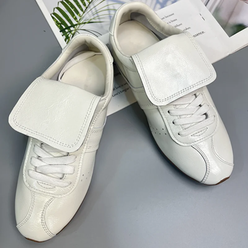 Withered British Fashion Women's Breathable And Comfortable Minimalist Casual Shoes Girls Fashion Genuine Leather Sneakers