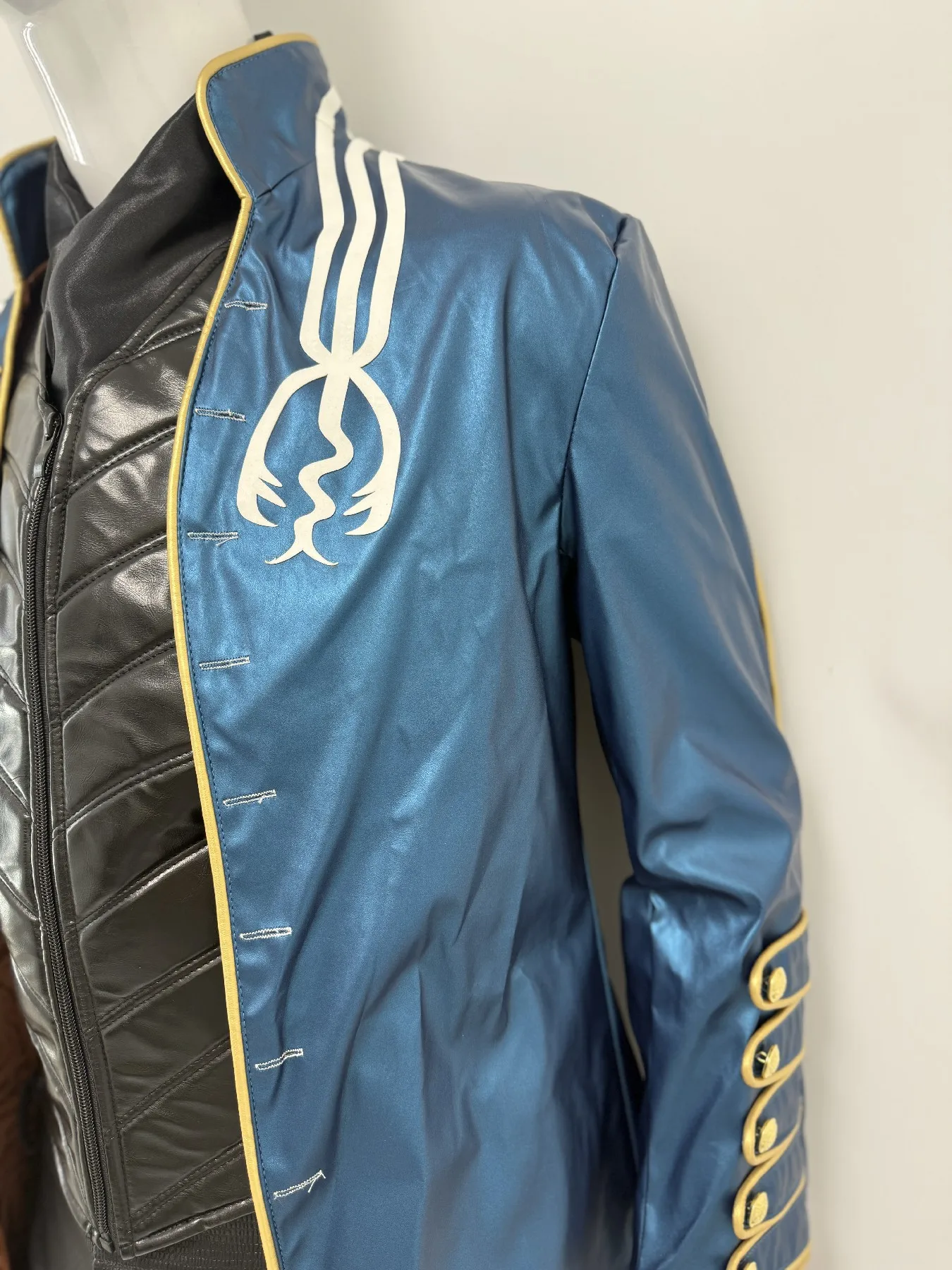 DMC 3 Blue Vergil Cosplay Costume Leather Coat Jacket Halloween Suit - view 3
