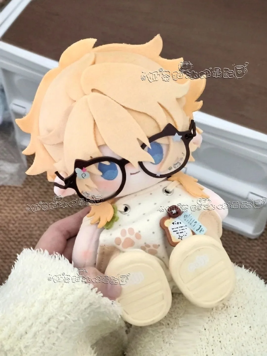

Genshin Impact Varka 20CM Anime Cosplay Cotton Plush Pendant Christmas Gifts