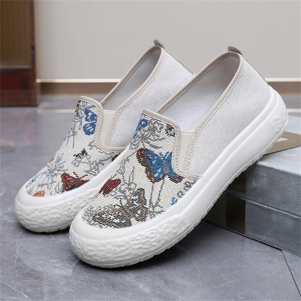 

Spring and summer new women's small white shoes lazy shoes casual Korean version loafers breathable thick sole fashion fisherman