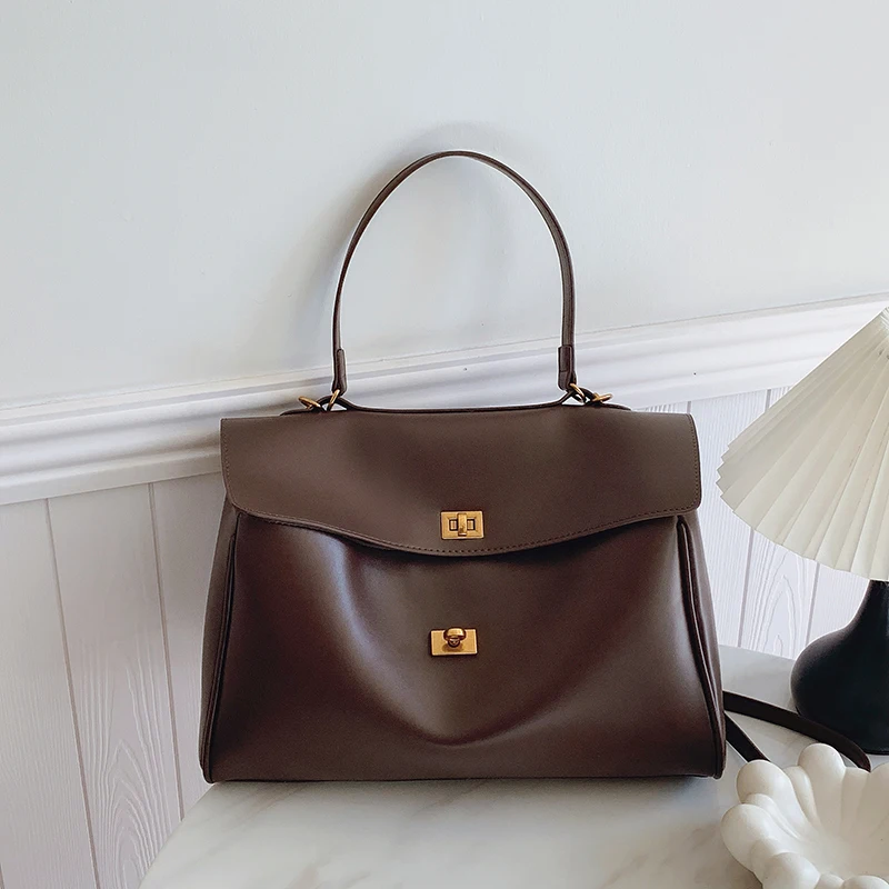

Fashionable and minimalist handbag, vintage leather, women's crossbody bag, luxurious design, women's shoulder bag