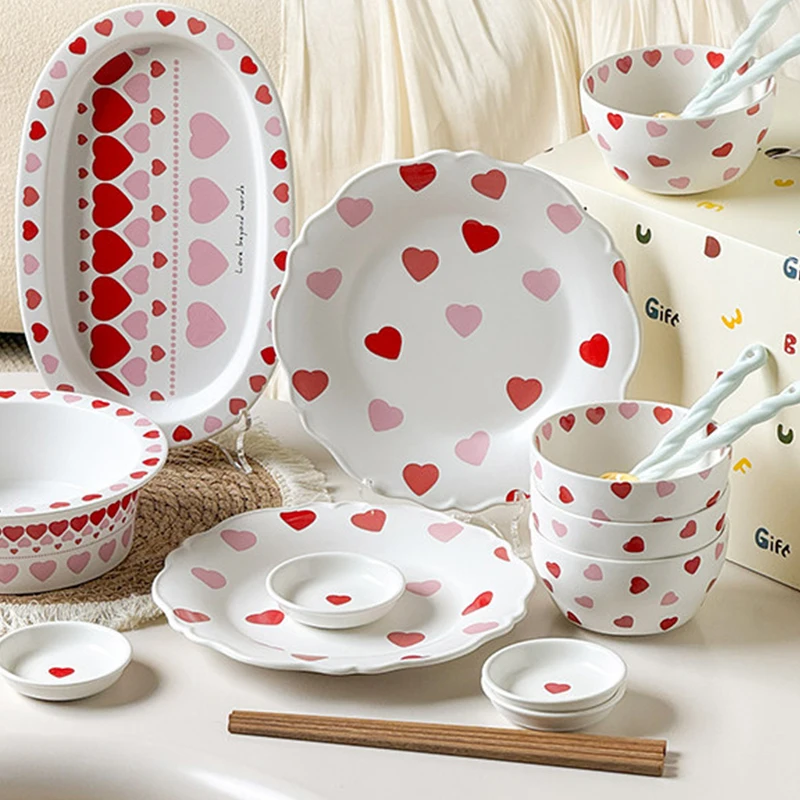 Heart Print Ceramic Plates New Household 9 Inch Floral Shape Good-looking Serving Plates High Temperature Firing Craft Tableware