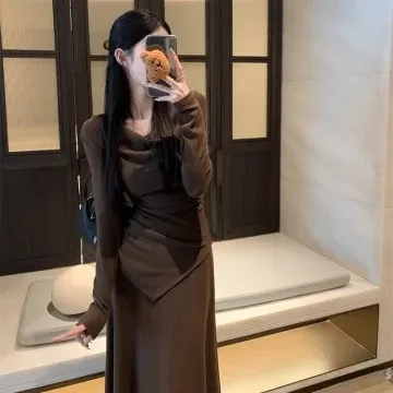 المرأة S الخريف الشتاء غير النظامية Cinching سوينغ طوق كم طويل مع تنورة عالية الخصر قطعتين مجموعة