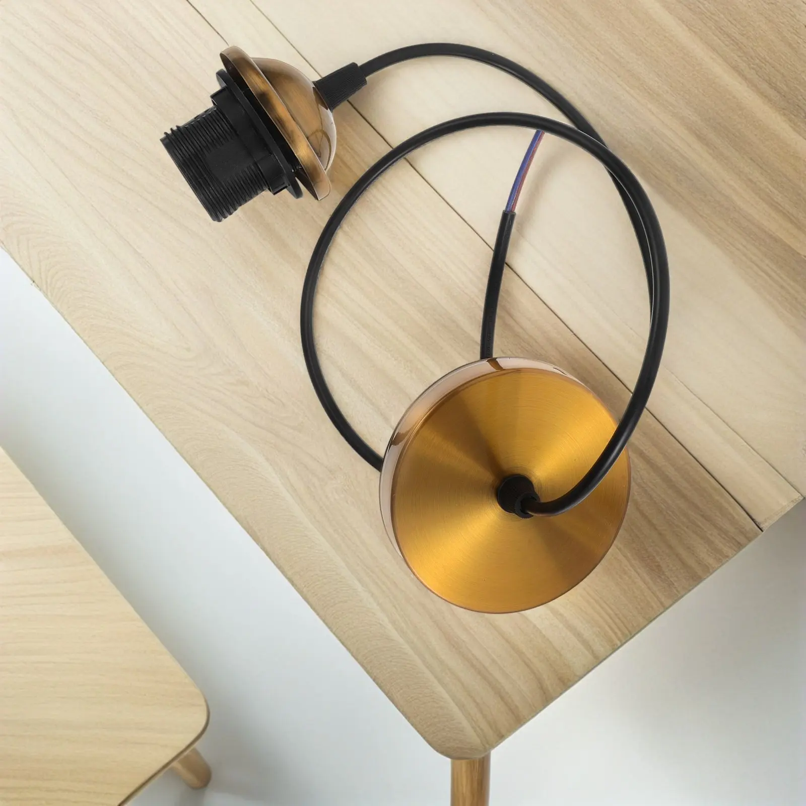 

E27 Full Thread Screw Lamp Holder Hanging Pendant Light Base Ceiling Socket Replacement Lamp Part Lighting Accessories