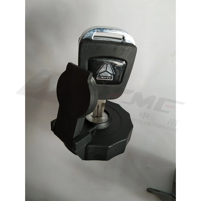 Suitable for SINOTRUK Howo light truck Titans four-lock cylinder and ignition lock assembly LG1611340003+006