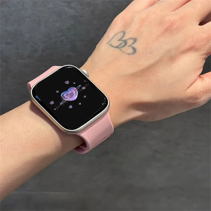 Cute Candy Color Silicone Strap For Apple Watch Band 49mm 45 44 41 42 40 Correa Men Women Sports Band For Watch Series 9 8 7 SE