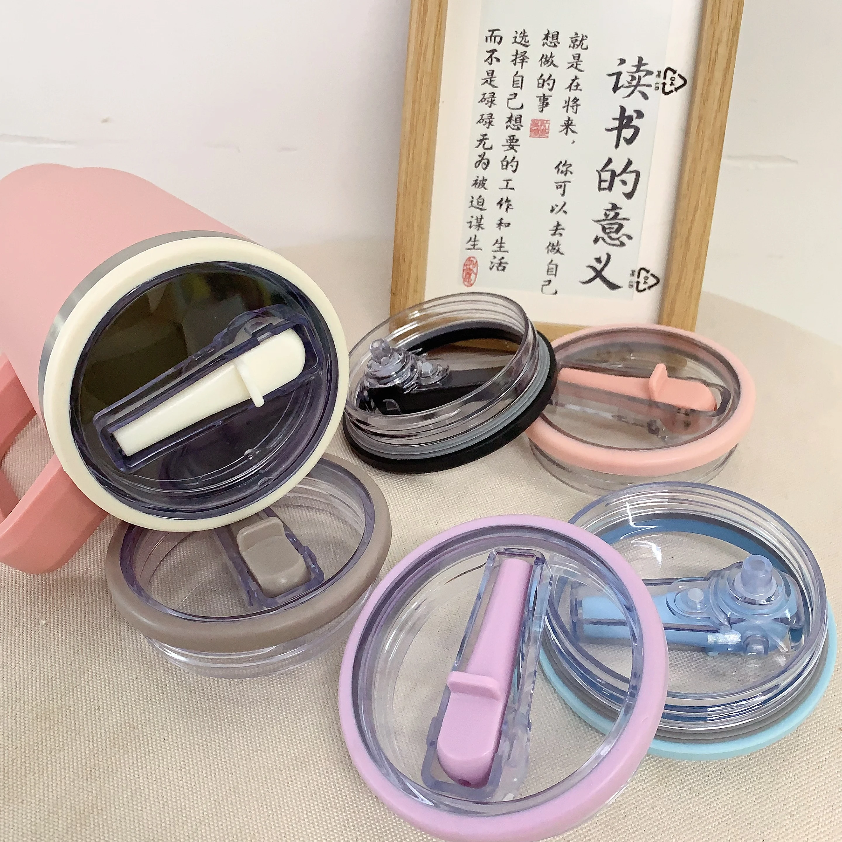 

Stanley Quencher Lid Replacement, Splash-Proof Straw Cover Cap for 30/40 Oz Tumblers, Leakproof Travel Drinkware Accessories