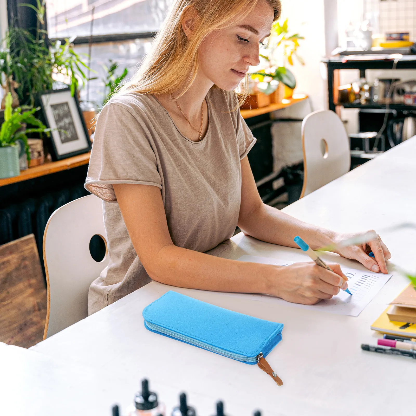 

Набор из 4 многофункциональных войлочных пеналов-органайзеров: маленькие портативные чехлы на молнии для канцелярии, путешествий и косметики