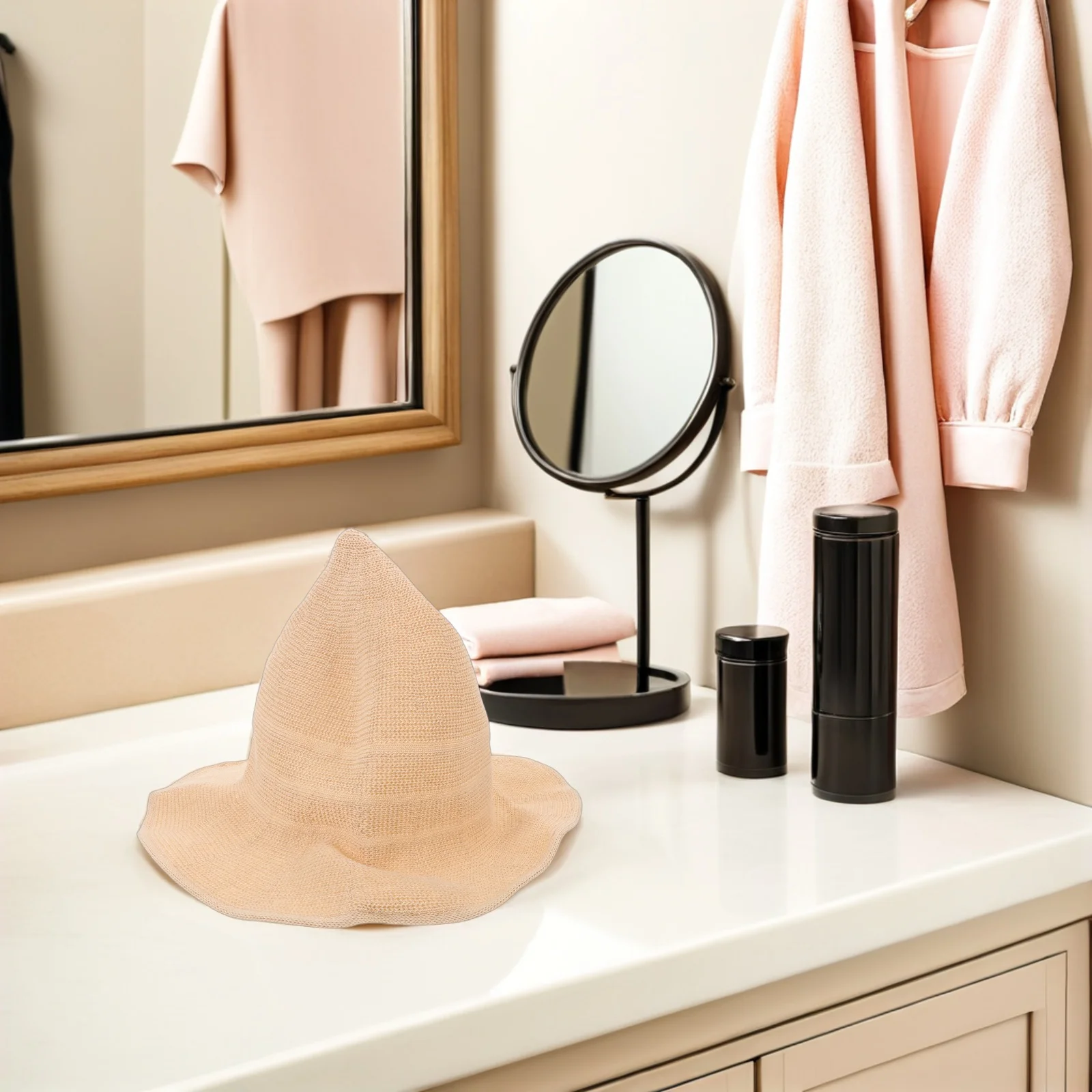 قبعة ساحرة محبوكة باللون البيج: إكسسوار أزياء الهالوين من القطن الناعم للبالغين قبعة حفلات شتوية دافئة قبعة معالج كوسبلاي احتفالية