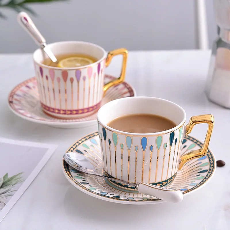 

European Creative Gold-rimmed Coffee cup and saucer set Modern simple Fashion English afternoon tea cup and saucer Ceramic Gift